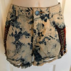 Urban Outfitters BDG mid rise shorts
